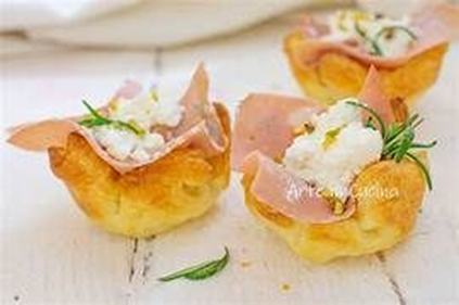 CUCINA DI PASQUA : Cestini alla spuma di mortadella e Culurgiones sardi